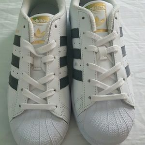Adidas Shoe's